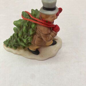 1989 Vintage Lefton Colonial Village Figurine Mr. Capper and Dog Patches # 07326